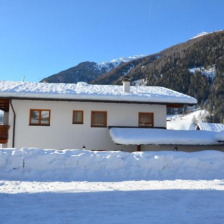 Haus Elisabeth Bed & Breakfast Нойщифт им Щубайтал Екстериор снимка